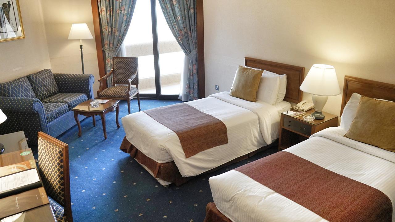 Safir International Hotel Kuwait Kuwait City Eksteriør billede