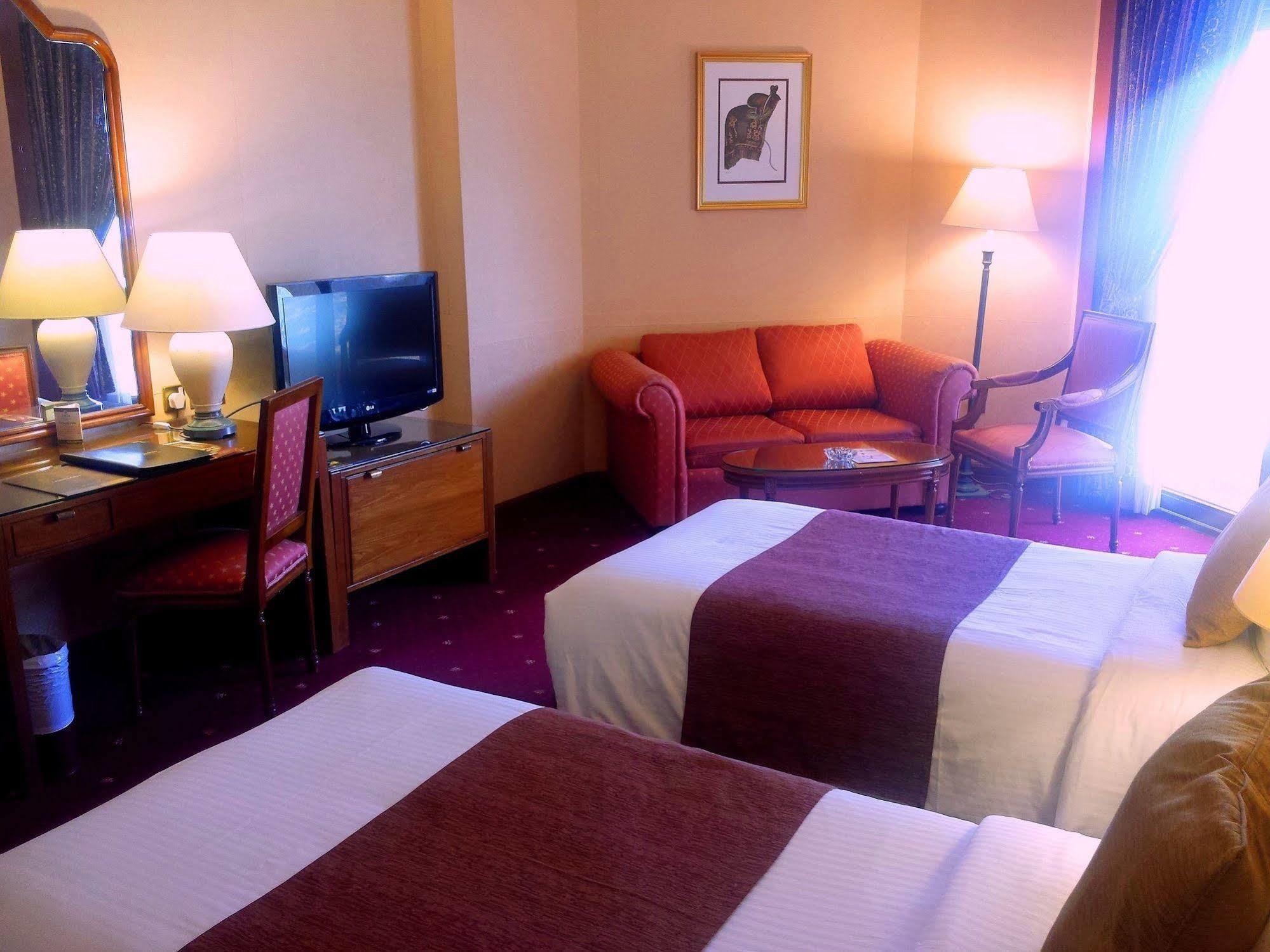 Safir International Hotel Kuwait Kuwait City Eksteriør billede