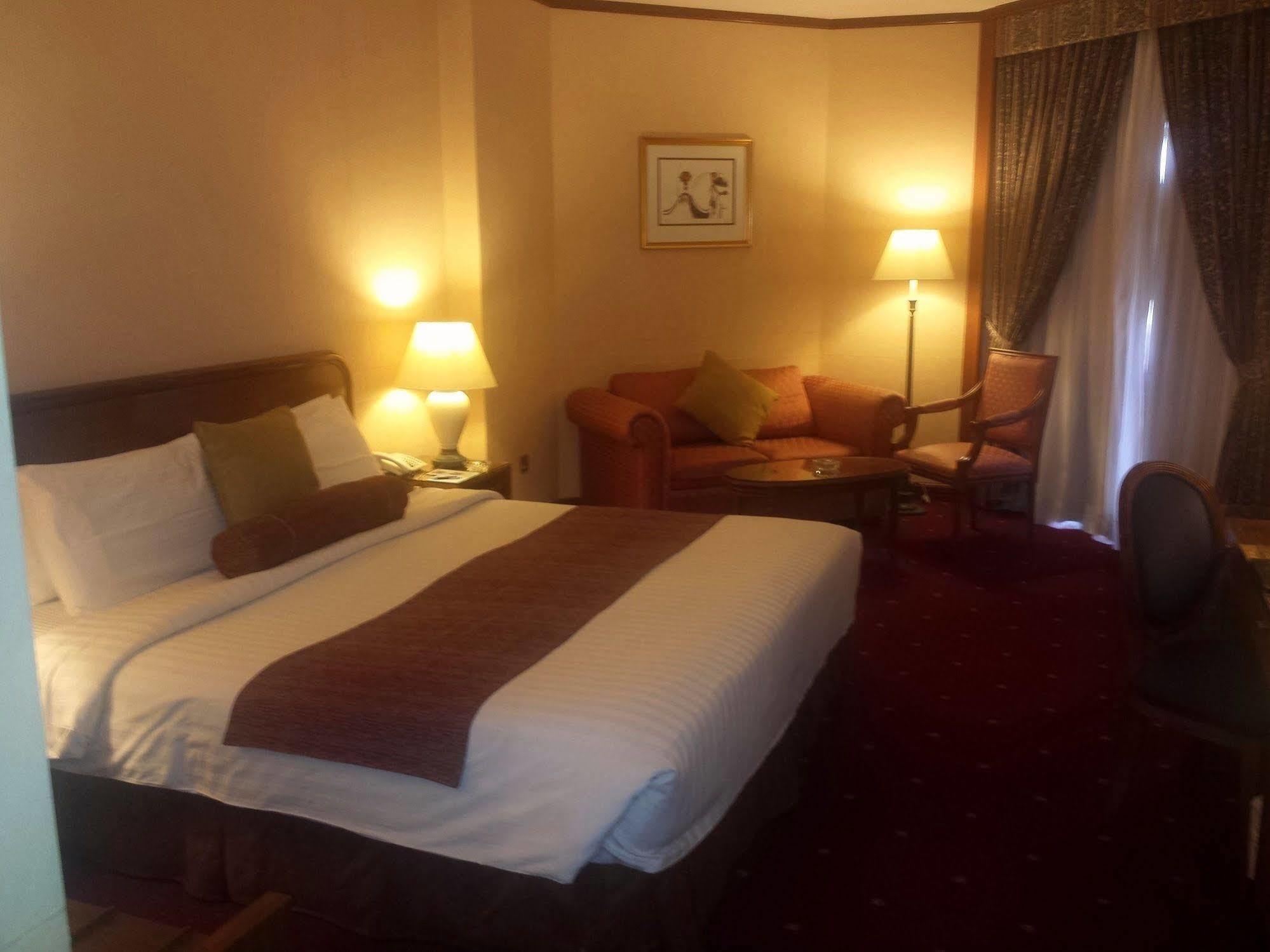 Safir International Hotel Kuwait Kuwait City Eksteriør billede